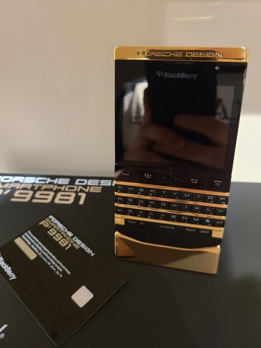 Blackberry porsche design - porsche,