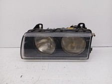 1305235945 phare gauche BMW