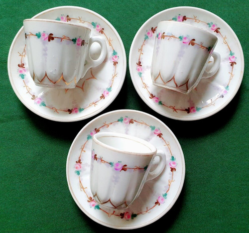 Tasses sous xix - tasses,