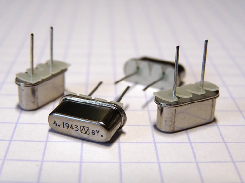 1943mhz 49 s avec - 4.1943mhz,
