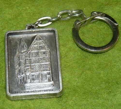 Rare porte clés grimaud - clés, b.p.grimaud