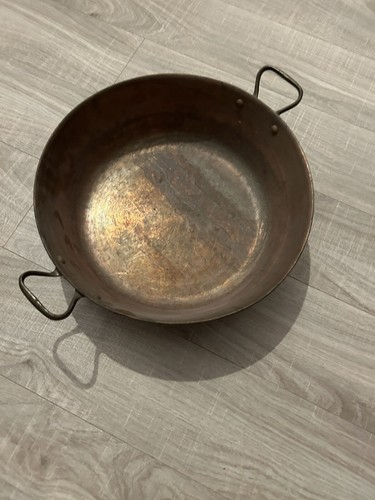 Ancienne grande bassine - bassine, à