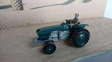 Norev, TRACTEUR Renault  R86 Vert foncé, 1/43e N°117 dans l'etat