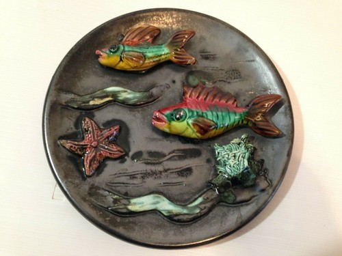 Superbe assiette noir petrole - superbe,