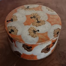 Ancienne jolie boîte à