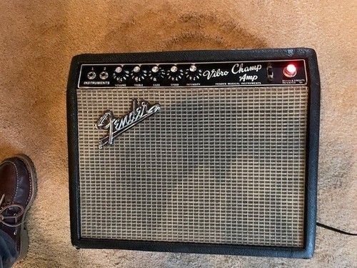 Fender vibro champ amp pre - vibro, cbs