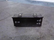 839100K010 horloge TOYOTA