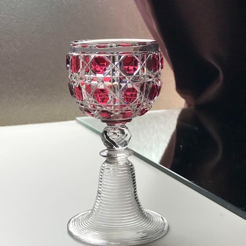 Ancien verre vin rubis - à,