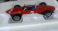 FERRARI DINO 156 SHARK NOSE #2 P.HILL GP ITALIE CHAMPIONNAT  DU MONDE CMR 1/18