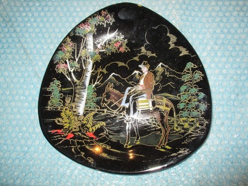 Assiette faïence noire - en,