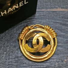 Broche broche ronde vintage