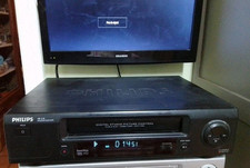 PHILIPS VR 210 Magnétoscope