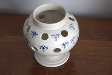 RARE GRAND POT A CROCUS EN