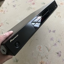 Pioneer BDP-140 K Blu-ray Player 3D Full HD Dolby True HD DTS HDMI