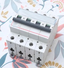 Legrand Disjoncteur DX³ C63