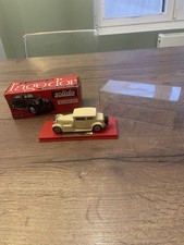 Ancienne voiture Solido N°144