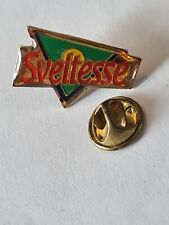 (B9) PINS VINTAGE SVELTESSE 
