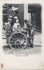 LES VIEUX METIERS REPASSEUR DE