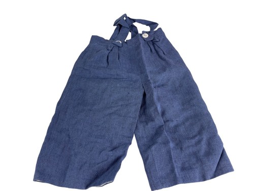 Vêtements poupée une - poupée,
