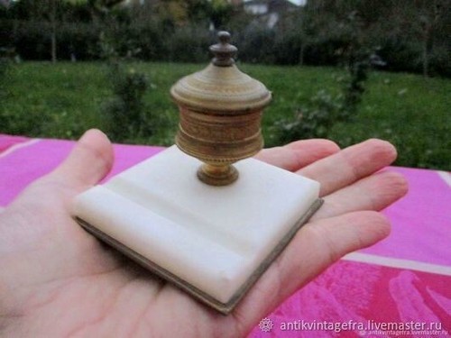 Encrier bronze patiné ancien