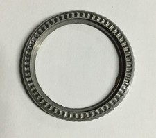 SEIKO Mens Bezel Ghosted Slope