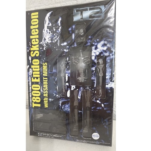 Terminator t 800 - terminator, t-800