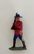 STARLUX POLICE MONTEE CANADIENNE / SOLDAT DEFILANT