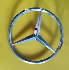 Mascotte MERCEDES  Années 1970 , Insigne Étoile Bouchon de radiateur ...?