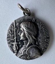 Ancien petit pendentif bijou