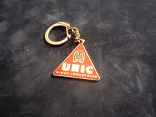 porte clef keyring trucks camions UNIC  recto email verso lisse d'epoque vintage