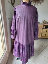 Ancienne Robe De Théâtre ?