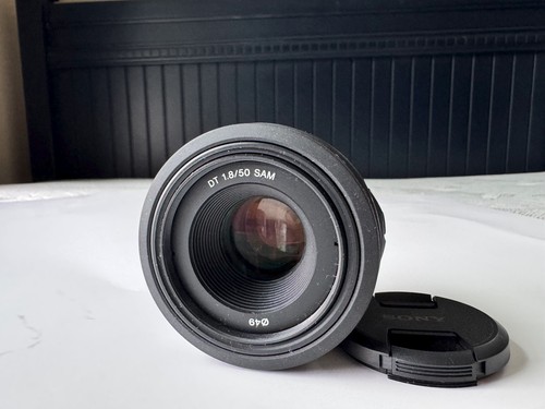 Near mint sony 50mm 8 - near,