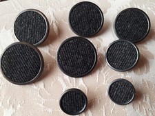 8 BOUTONS DE LIVREE METAL ET LAINE  G & Cie PARIS DIAMETRE 3 CM, 2,5 CM , 1,8 CM