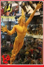 PHOTONIK Statue CIRO TOTA