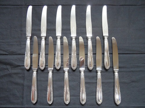 Grands couteaux table - grands,