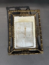 Cadre ancien en laiton à