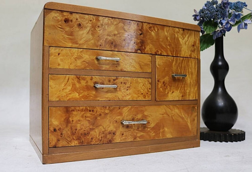 Petite commode japonaise