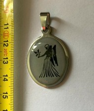 1 Pendentif; Médaille Zodiaque VIERGE noire en métal Acier Chromé 