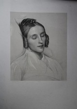 Portrait. Buste Sur Le Lit