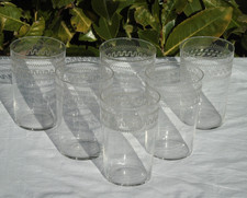 Service de 6 gobelets en cristal de Baccarat Forme conique frise athénienne H 10