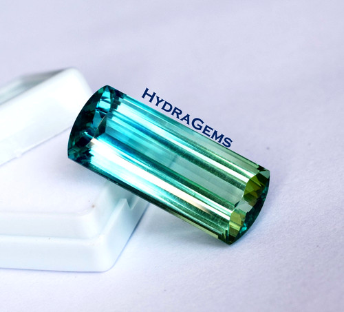 Tourmaline naturelle bleu-vert