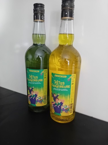 Lot bouteilles chartreuse - bouteilles,