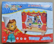 PINOCCHIO AND FRIENDS → LE ( petit) THÉÂTRE EN BOIS avec ses accessoires