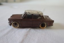 Dinky Toys Fiat 1200 Grande Vue réf.531 (id Corgi Solido Politoys Mebetoys)