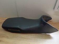 UNE SELLE SIEGE BIPLACE