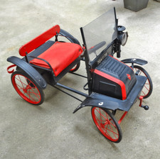 Voiture à pédales TRI-ANG  de Dion bouton 1902 Veteran  des années 60 relookée