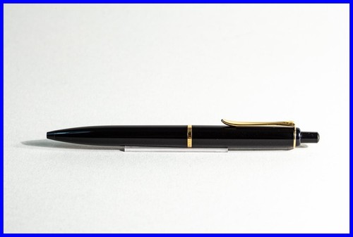 Spitze noir stylo - À, bille