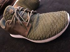 Basket Nike Kaki Taille 42