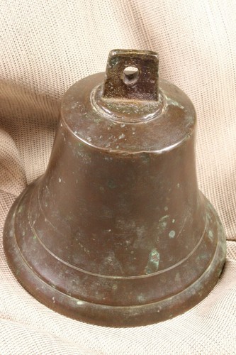 Cloche bronze avec battant - cloche,
