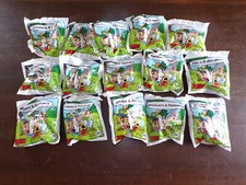 Lot de 16 jouets  macdonald's et un verre  " Astérix et obélix " 2019